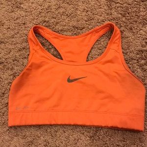Nike Intimates & Sleepwear - Nike dry fit sports bra medium Nike Intimates & Sleepwear - Nike dry fit sports bra medium